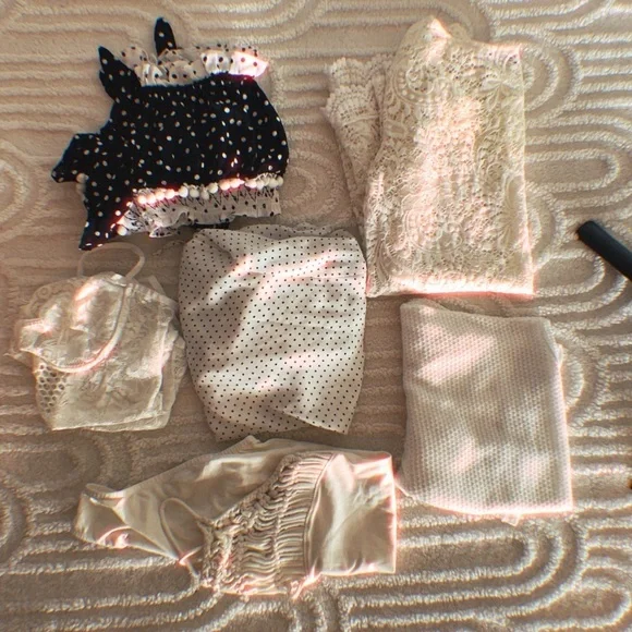 White tank Bundle - Picture 13 of 14